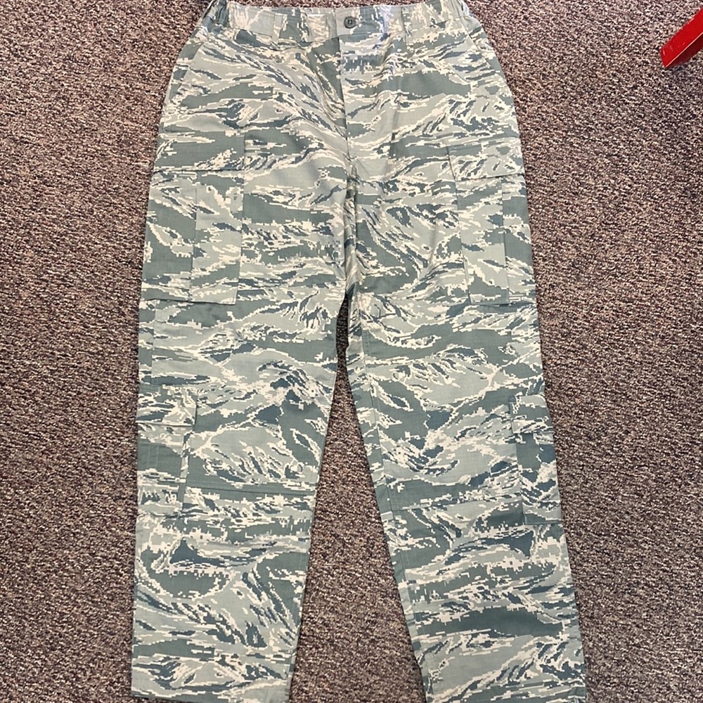 Us Air Force Issue Pants NWT Size 36x32 Cargo Camouflage with reinforced seat